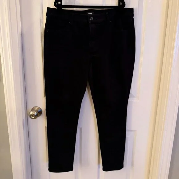 Express Black Skinny Jeans Denim Size 12s / 12 Short Mid Rise - Picture 1 of 8